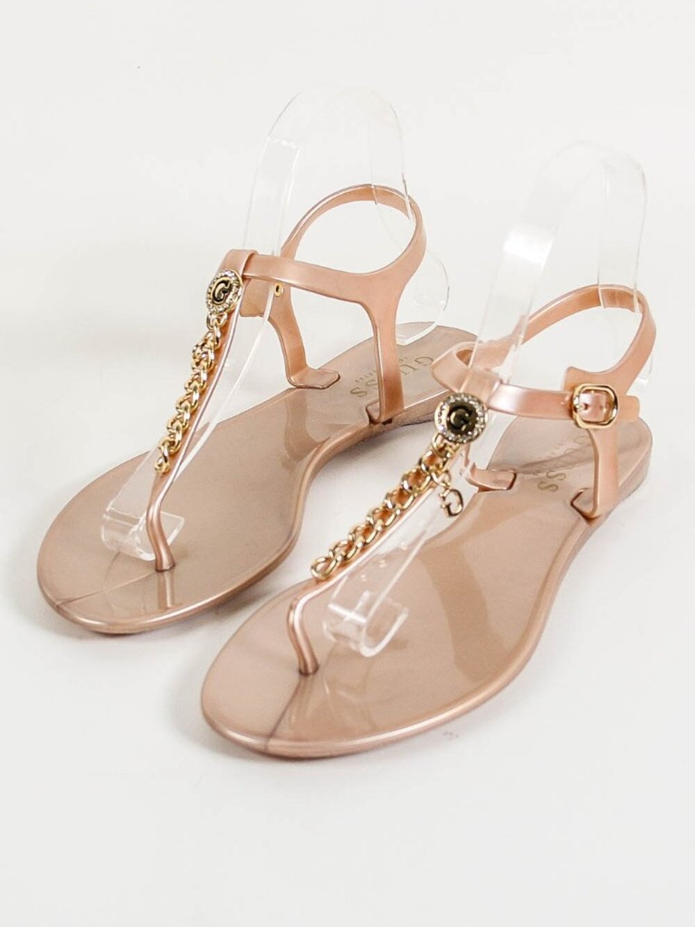 GUESS Jelly Thong Sandals Gold Chain Logo Charm Nude Blush Size 7